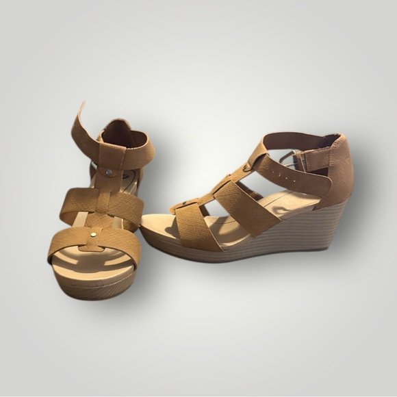 Women’s Dr. Scholl’s Tan Wedge Sandals | Comfortable Cushioned Wedges | Size 6.5 - Picture 2 of 4